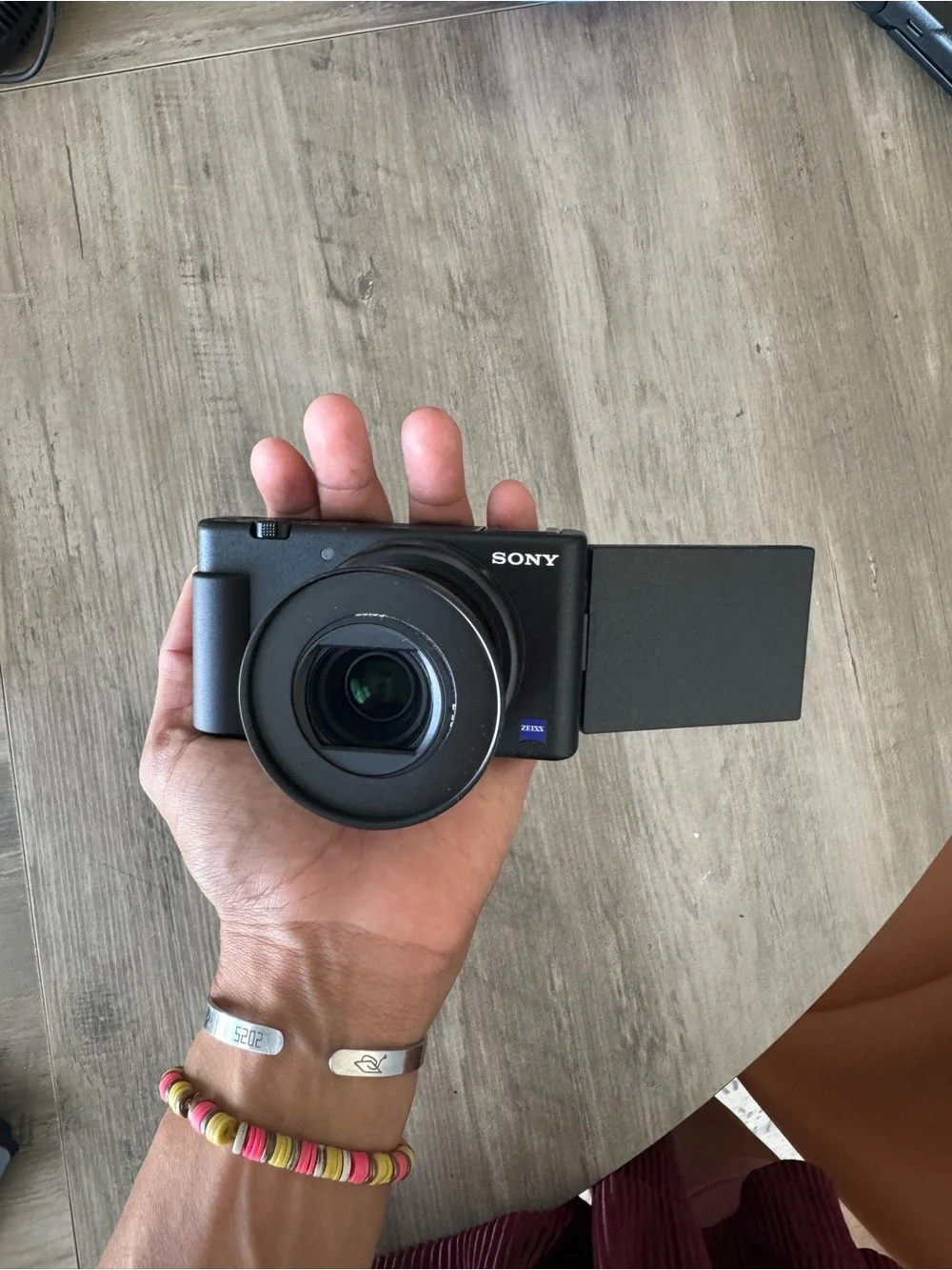 Sony ZV-1 Digital Vlogging Camera, Accessory Kit with Purple Carrying Case